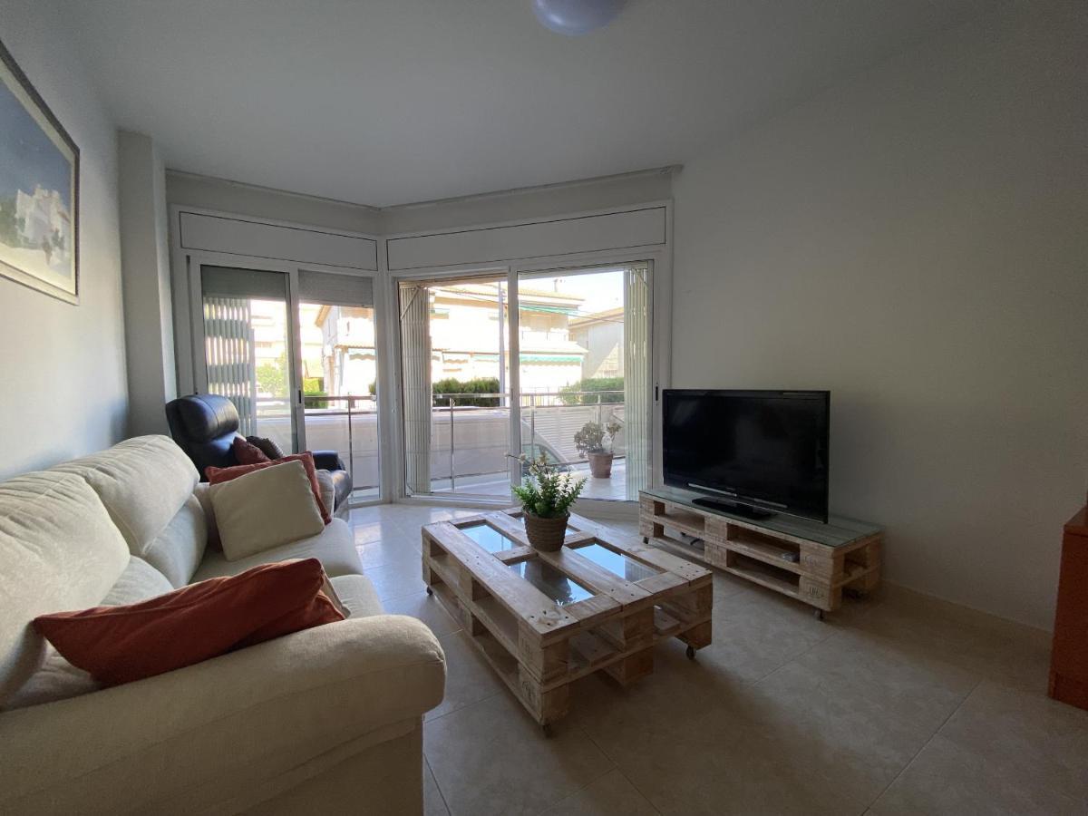 R123 Apartamento En La Planta Baja Con Piscina Cerca De La Playa Calafell Dış mekan fotoğraf